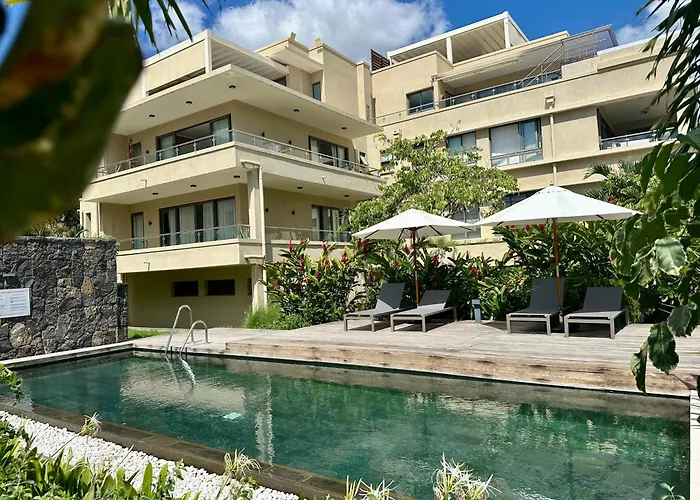 New Beachfront 3-Bedrooms Apartment In Tamarin
