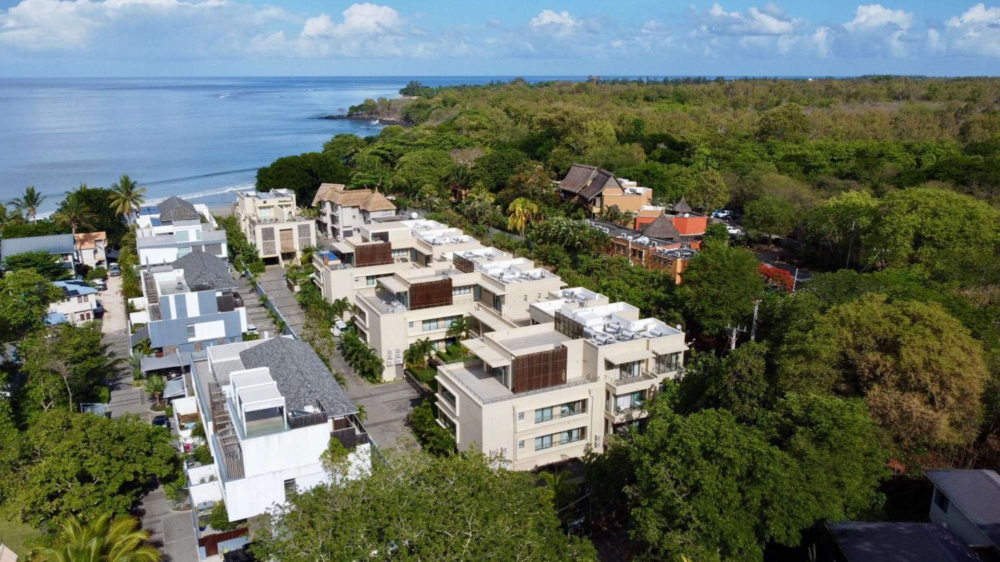 New Beachfront 3-bedrooms In Apartment