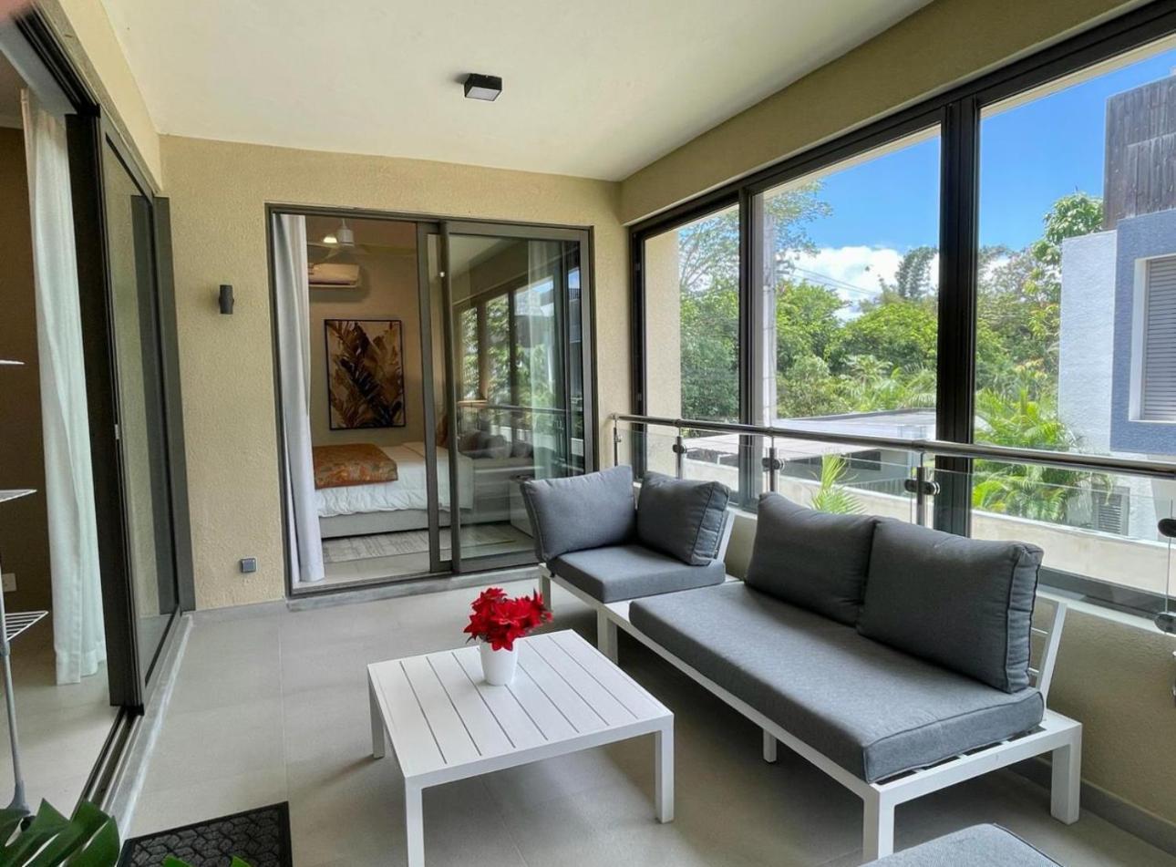 New Beachfront 3-bedrooms In Apartment Tamarin