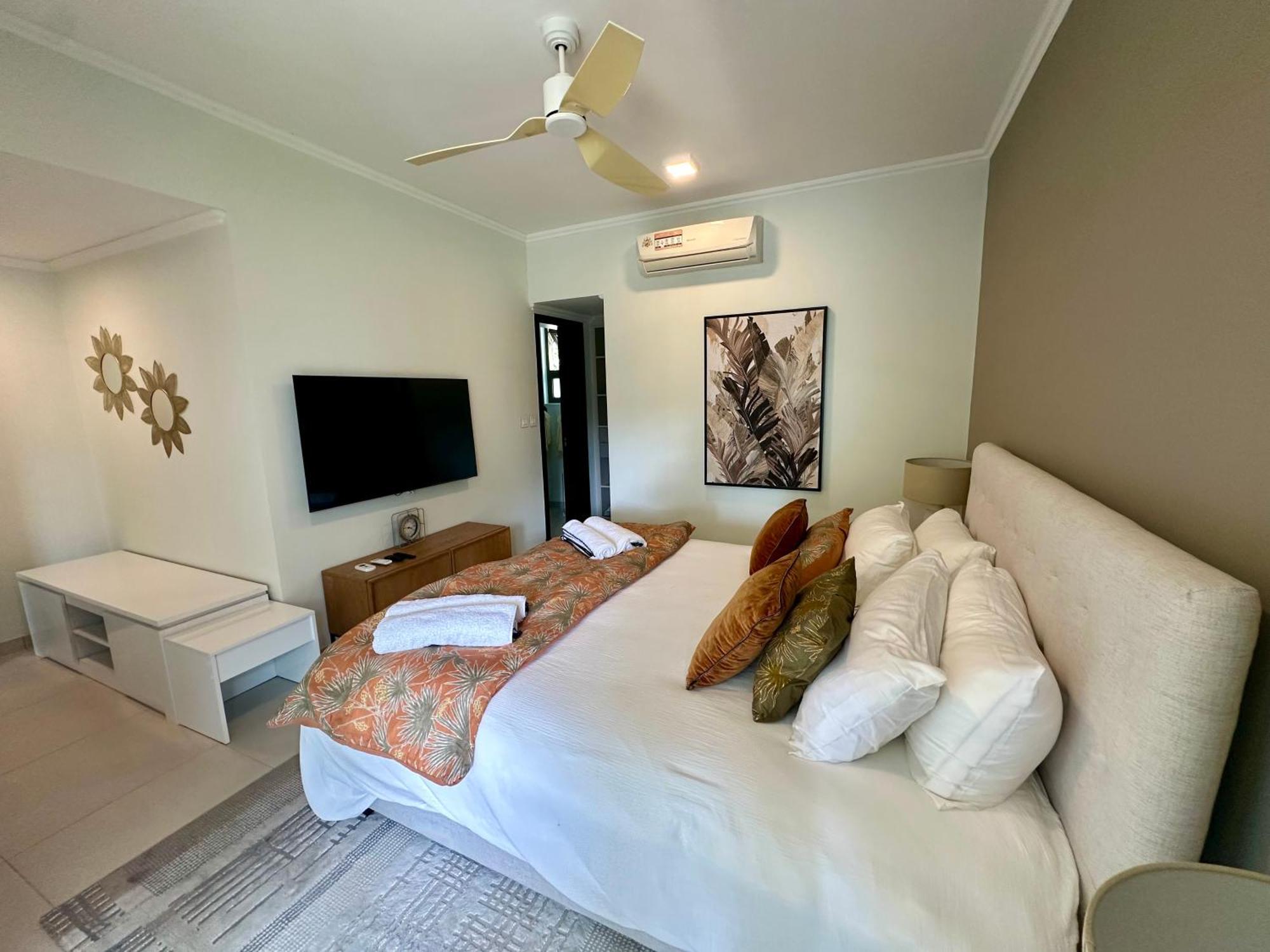 Apartment New Beachfront 3-bedrooms In