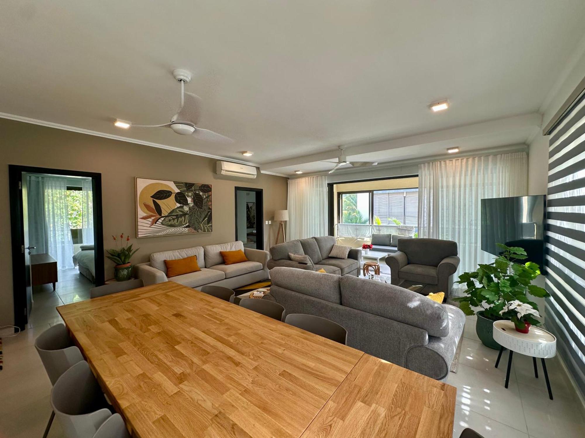 New Beachfront 3-bedrooms In Apartment Tamarin