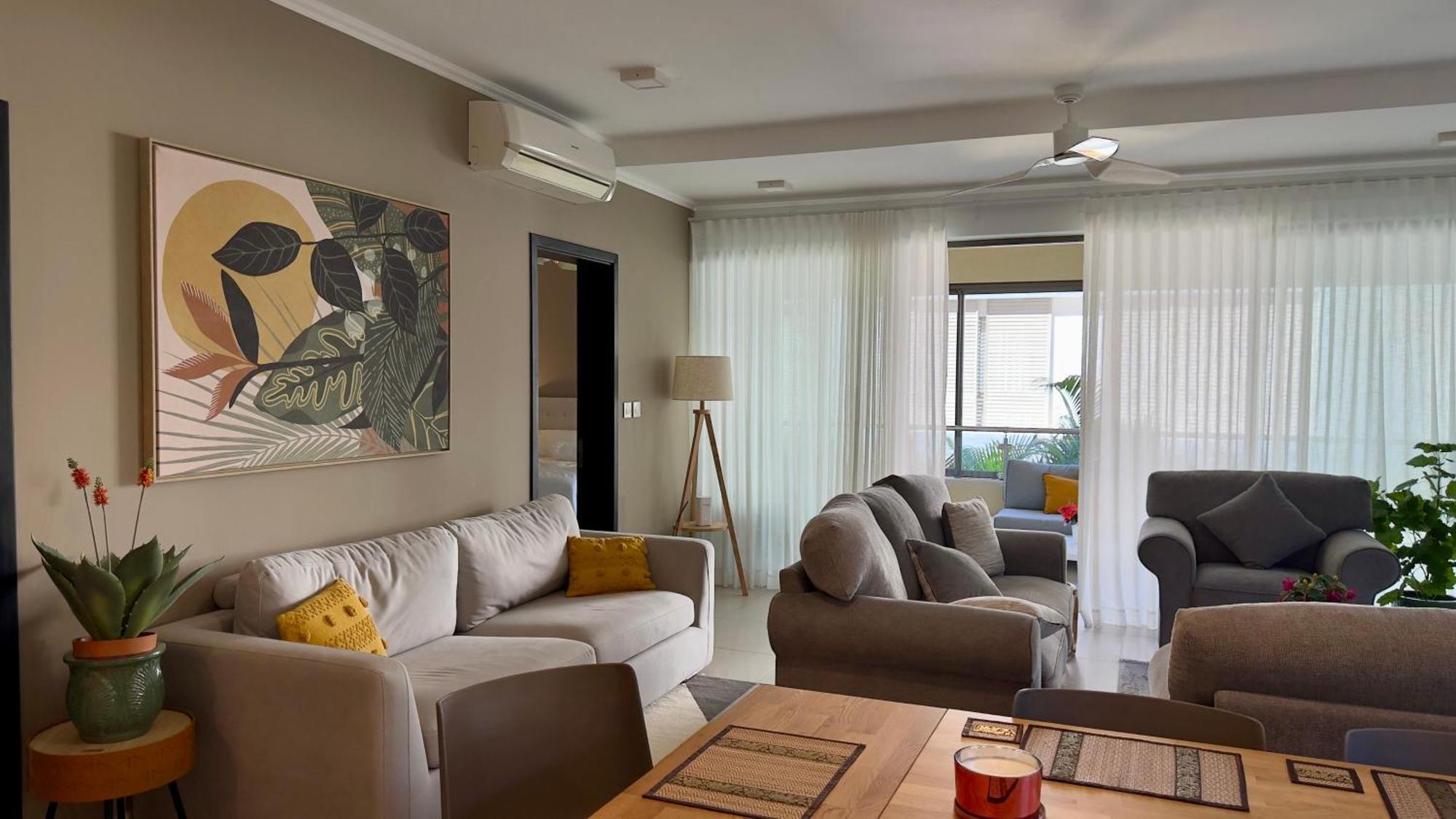 New Beachfront 3-bedrooms In *